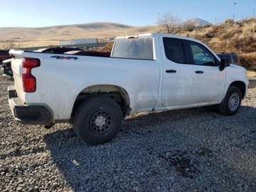 Chevrolet Silverado II 2024 Chevrolet Silverado 2024r., K1500, od ubezpieczalni 2.7 Benzyna 310KM, zdjęcie 4