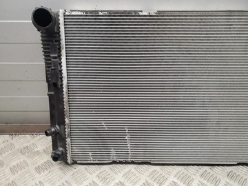 BMW 5 F10 F11 7626558 Z PŘEDNÍ CHLADIČE VODY OEM