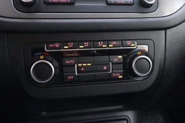 Volkswagen Tiguan I SUV 2.0 TDI CR DPF 140KM 2010 VW Tiguan 2.0 TDI, 4X4, Klima, Klimatronic, zdjęcie 12