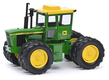 Коллекционная модель Трактора John Deere 7520 1:32.