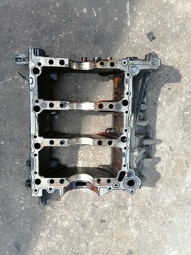 BLOK PÓŁBLOK SILNIKA AUDI A6 C6 A8 D3 A4 B7 3.2FSI
