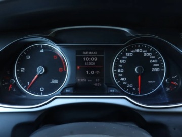 Audi A4 B8 Limousine Facelifting 2.0 TDI 112g 136KM 2012 Audi A4 2.0 TDI, Xenon, Bi-Xenon, Klima, zdjęcie 9