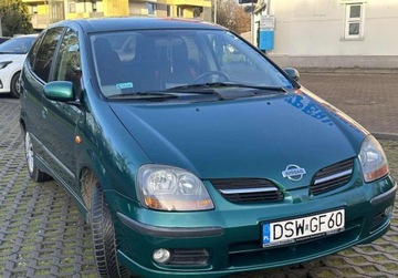 Nissan Almera Tino 1.8 114KM 2002 Nissan Almera Tino 2002, 1.8 benzyna 1.8 Benzyna 114KM, zdjęcie 5