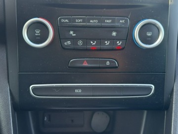 Renault Megane IV Hatchback 5d 1.6 SCe 114KM 2017 Renault Megane 1.6 16V SCe 115KM, 2017 climatronic, zdjęcie 19