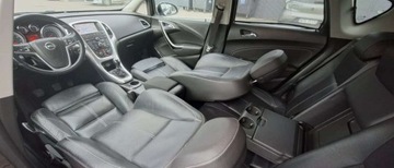 Opel Astra J Hatchback 5d 1.6 Turbo ECOTEC 180KM 2009 Opel Astra Opel Astra 1.6 Turbo Cosmo 1.6 Benzyna 180KM, zdjęcie 16