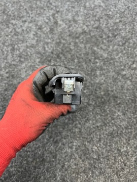 KIA CERATO I PŘEPÍNAČ SKEL ZRCÁTKO