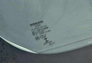 Volvo S60 III 2021 Volvo S60 Volvo S60 B5 B AWD Ultimate Dark 2.0 Benzyna 250KM, zdjęcie 35