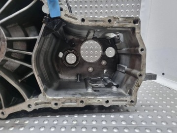 Картер 5-ступенчатой ​​коробки передач START STOP 02Z301103 Volkswagen VW T5 2.0 TDI