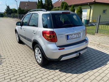 Suzuki SX4 I Hatchback 1.6 i 16V VVT 107KM 2008 SUZUKI SX4 1.6 VVT 4x4 107 KM zarejestrowany, zdjęcie 3