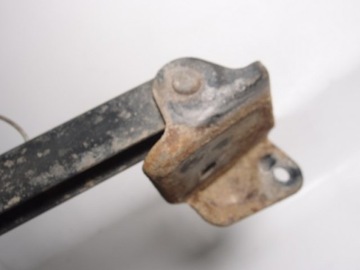 ОПОРА ЗАМКА КАБИНЫ TOYOTA DYNA 2011