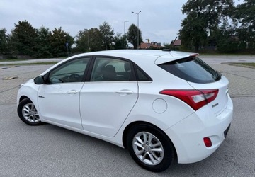 Hyundai i30 II Hatchback 3d 1.6 GDI 135KM 2013 Hyundai i30 Hyundai i30 blue 1.6 GDI YES Gold 1.6 Benzyna 135KM, zdjęcie 11