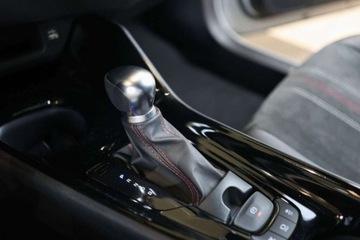 Toyota C-HR I Crossover Facelifting 1.8 Hybrid 122KM 2022 Toyota C-HR 1.8 Hybrid GPF GR Sport 1.8 Hybryda 122KM, zdjęcie 23