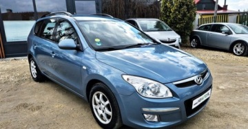 Hyundai i30 I CW Facelifting 1.6 DOHC CVVT 126KM 2010 Hyundai i30 BENZYNA KLIMATYZACJA super okazja polecamy 1.6 Benzyna, zdjęcie 6