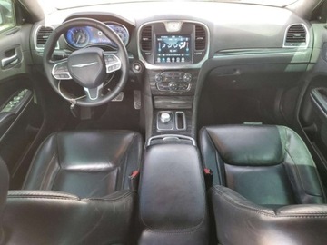 Chrysler 300C II 2021 Chrysler 300 Touring 2021 3.6l 3.6 Benzyna 292KM, zdjęcie 8