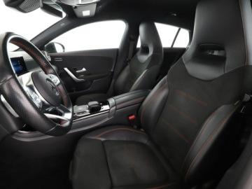 Mercedes CLA C118/X118 Shooting Brake Plug-In 1.3 250e 218KM 2020 Mercedes CLA 250 FV23% PHEV full LED, zdjęcie 12