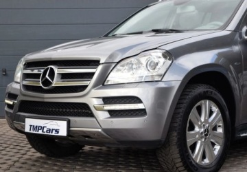 Mercedes Klasa GL X164 2011 Mercedes-Benz GL 4matic _ 3.0 diesel _ 211 KM 3.0 Diesel 211KM, zdjęcie 11