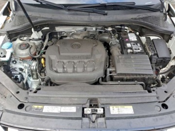 Volkswagen Tiguan II 2021 Volkswagen Tiguan 2021 VOLKSWAGEN TIGUAN SE 2.0 Benzyna 184KM, zdjęcie 11