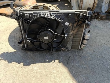 KOMPLET CHŁODNICA Z WENTYLATOREM NISSAN QASHQAI J10 1.6 DCI