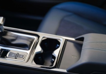 JAC 2025 JAC J7 1.5 Benzyna 136KM, zdjęcie 1