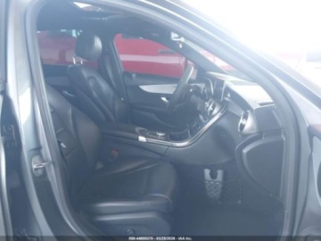 Mercedes Klasa C W205 2020 Mercedes-Benz Klasa C MERCEDES-BENZ C 300 2.0 Benzyna 255KM, zdjęcie 8