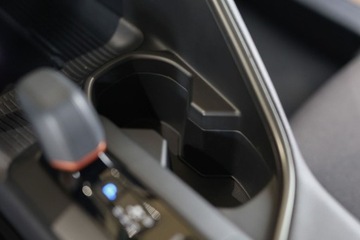 Toyota C-HR II SUV 2.0 Hybrid Dynamic Force 197KM 2023 Toyota C-HR 2.0 Hybrid Dynamic Force Style AWD 2.0 Hybryda 197KM, zdjęcie 14