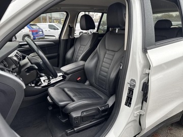 BMW X3 G01 SUV 2.0 20i 184KM 2018 BMW X3 xDrive20i GPF Luxury Line G01 (2017-) xDriv, zdjęcie 19