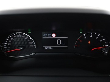 Peugeot 2008 II SUV 1.2 PureTech 100KM 2020 Peugeot 2008 klima auto full LED czujniki, zdjęcie 21