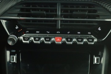 Peugeot 2008 II SUV 1.2 PureTech 130KM 2021 Peugeot 2008 1.2 PureTech, Salon Polska, zdjęcie 10