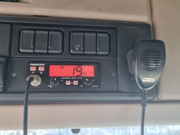 RADIO CB PRESIDENT BARRY GRUSZKA AM FM