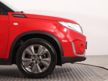 Suzuki Vitara III SUV Facelifting 1.0 BoosterJet 111KM 2019 Suzuki Vitara 1.0 BoosterJet, Salon Polska, zdjęcie 13