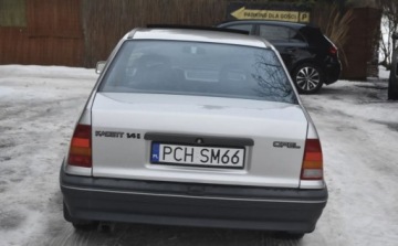 Opel Kadett E Sedan 1.4 i 60KM 1991 Opel Kadett Opel Kadett 1.4 GL 1.4 Benzyna 60KM, zdjęcie 16