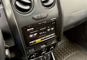 Dacia Duster I SUV Facelifting 1.2 TCe 125KM 2014 Dacia Duster Dacia Duster 1.2 TCe Celebration 1.2 Benzyna 125KM, zdjęcie 10