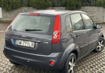 Ford Fiesta VII Hatchback 5d 1.4 Duratorq TDCi 68KM 2008 Ford Fiesta 1.4 Diesel 2008 1.4 Diesel 68KM, zdjęcie 4