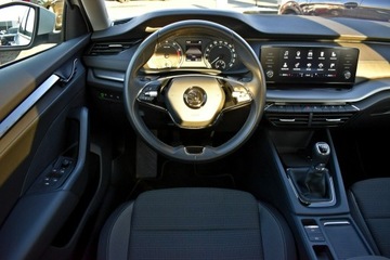 Skoda Octavia III Liftback Facelifting 1.5 TSI ACT 150KM 2020 Škoda Octavia Skoda Octavia Bezwypadkowy / Salon, zdjęcie 13