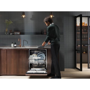 Посудомоечная машина Electrolux KECB8300W ComfortLift 60 см