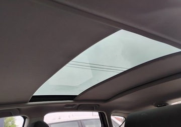 Nissan Qashqai I Crossover 1.6 115KM 2007 Nissan Qashqai 2007r, 1.6 Benzyna. Lekko uszkodzony prawy tyl. Jezdzi., zdjęcie 19