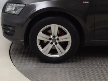 Audi Q5 I SUV 2.0 TFSI 211KM 2009 Audi Q5 2.0 TFSI, 4X4, Automat, Skóra, Navi, zdjęcie 13