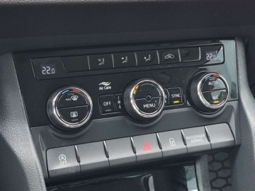 Skoda Karoq Crossover 1.6 TDI 115KM 2019 Skoda Karoq ACCKamerael.klapaDSG Zadbany 1.6 Diesel 115KM, zdjęcie 28