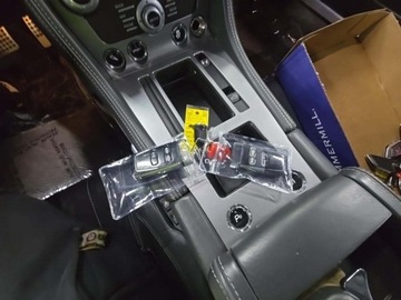 Aston Martin DB9 2013 Aston Martin DB9 Base 2013 6.0l 6.0 Benzyna 510KM, zdjęcie 13