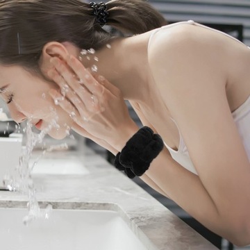 OPASKI NA NADGARSTEK DO MYCIA TWARZY OPASKI NA NADGARSTEK DO MYCIA SPA 2 PARY