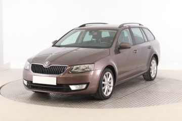 Skoda Octavia III Liftback 1.6 TDI CR DPF 105KM 2014 Skoda Octavia 1.6 TDI, Klima, Klimatronic, zdjęcie 1