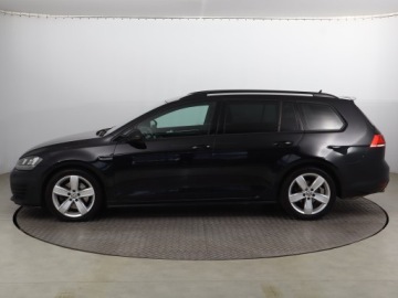 Volkswagen Golf VII GTD Variant Facelifting 2.0 TDI-CR BMT 184KM 2017 VW Golf 2.0 TDI GTD, 181 KM, Automat, Navi, Xenon, zdjęcie 2