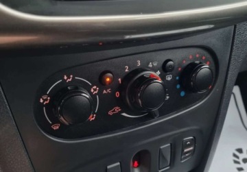 Dacia Sandero II Hatchback 5d TCe  90KM 2015 Dacia Sandero Stepway Benzyna ZADBANA Wyjatkowa SERWIS Niezawodna ORYGINAL, zdjęcie 18