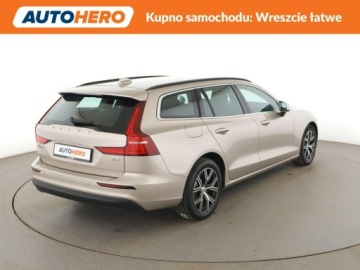 Volvo V60 II  Kombi Facelifting 2.0 B4 197KM 2023 Volvo V60 FV23 full led automat mhev grzane fotele, zdjęcie 6
