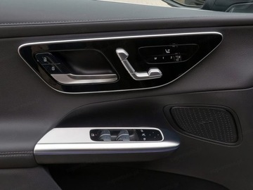 Mercedes GLC C254/X254 Coupe 2.0 220d 197KM 2025 MERCEDES-BENZ GLC 220 d 4-Matic AMG Line 2.0 197KM 2025, zdjęcie 10