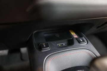 Toyota Corolla XII TS Kombi Facelifting 2.0 Hybrid Dynamic Force 196KM 2023 Toyota Corolla 2.0 Hybrid GR Sport Dynamic 2.0 Hybryda 197KM, zdjęcie 34