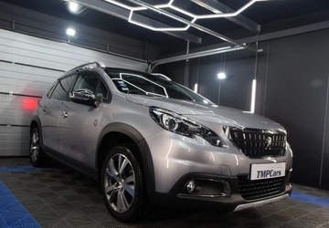 Peugeot 2008 I SUV Facelifting 1.2 PureTech 130KM 2019 Peugeot 2008 Crossway Kamera cofania Panorama Kubelkowe fotele 1.2