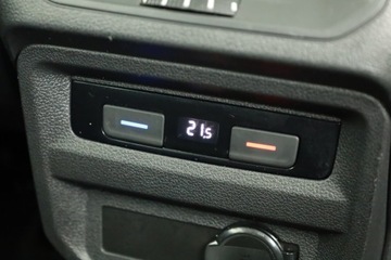 Volkswagen Tiguan Allspace SUV 1.5 TSI EVO 150KM 2021 VW Tiguan Allspace 1.5 TSI, Salon Polska, zdjęcie 13