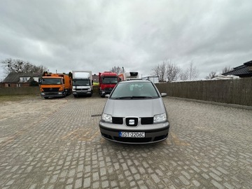 Seat Alhambra I (7MS) Minivan Facelifting 2.0 TDI 140KM 2009 Seat Alhabra, zdjęcie 6