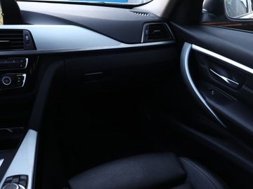 BMW Seria 3 F30-F31-F34 Touring Facelifting 2.0 320d 190KM 2016 BMW 3 320 d, Salon Polska, Serwis ASO, 187 KM, zdjęcie 7